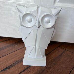 Owl statue